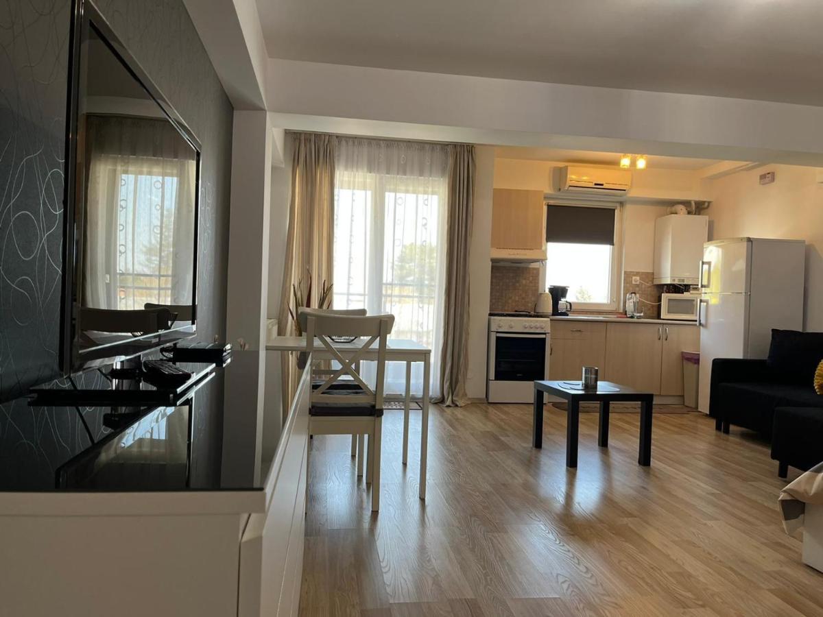 أوتوبين Tranzzzit Airport Apartment المظهر الخارجي الصورة