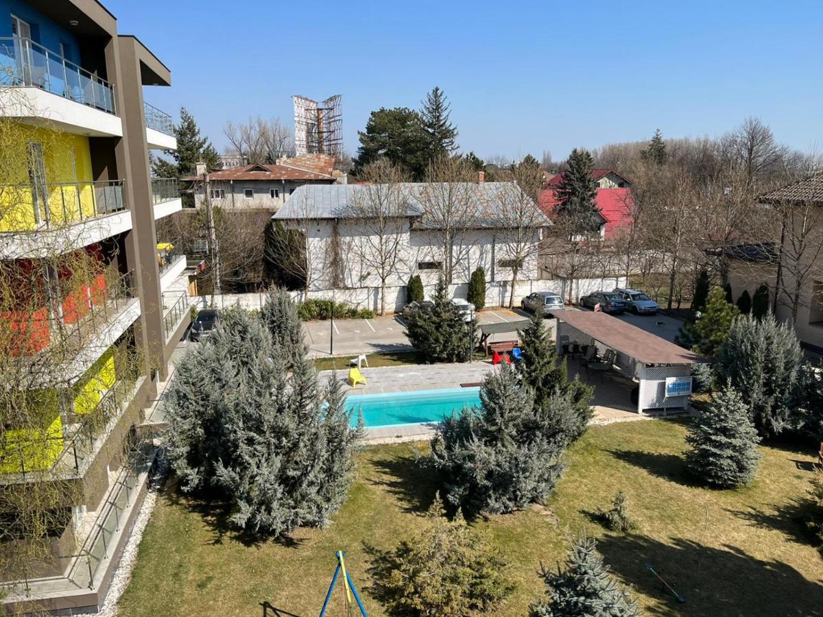 أوتوبين Tranzzzit Airport Apartment المظهر الخارجي الصورة